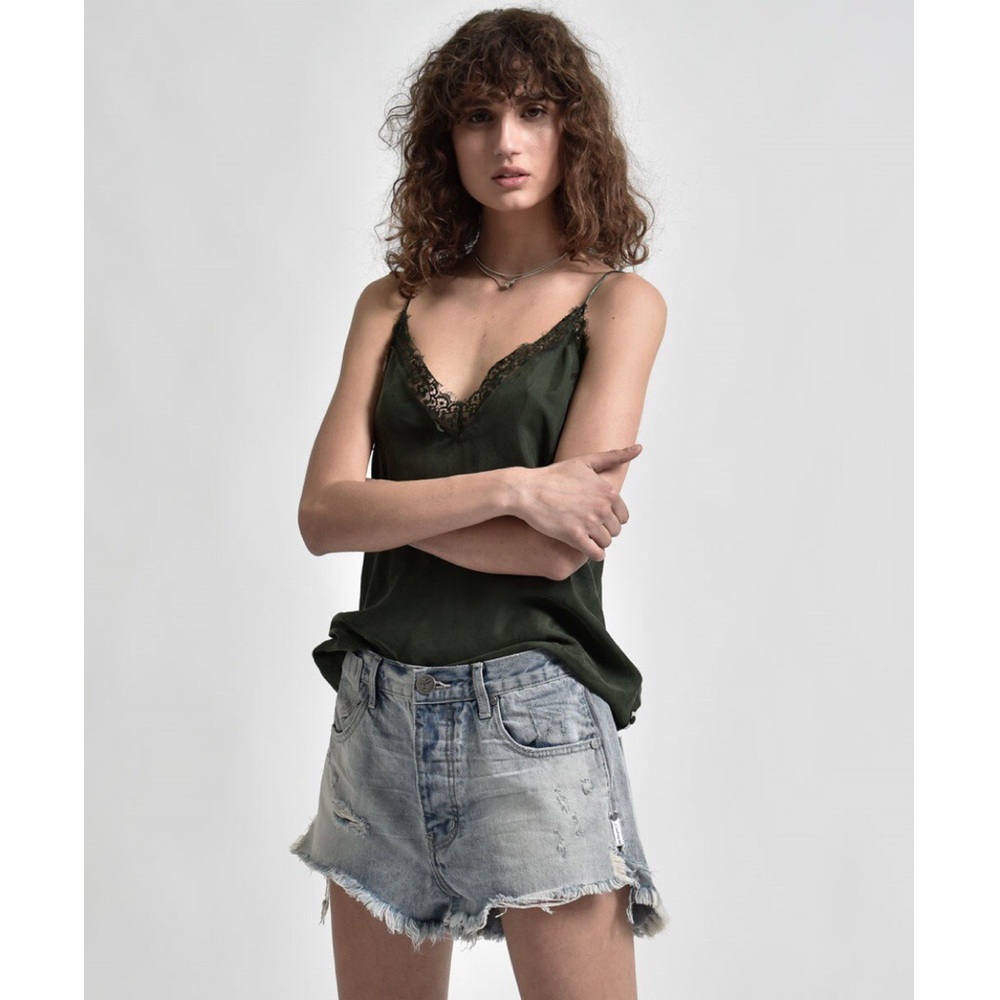 SUNBLEACH BLUE LE WOLVES MID LENGTH DENIM SHORT